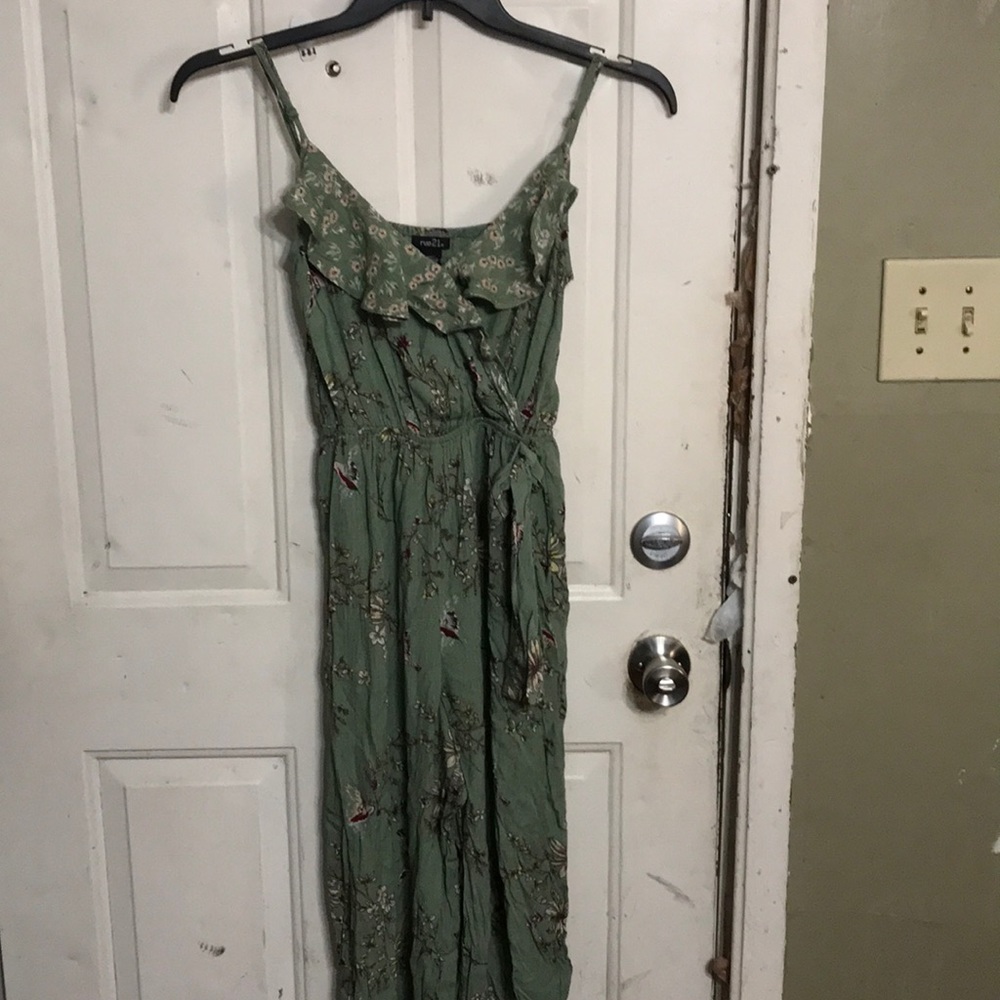 jumpsuit